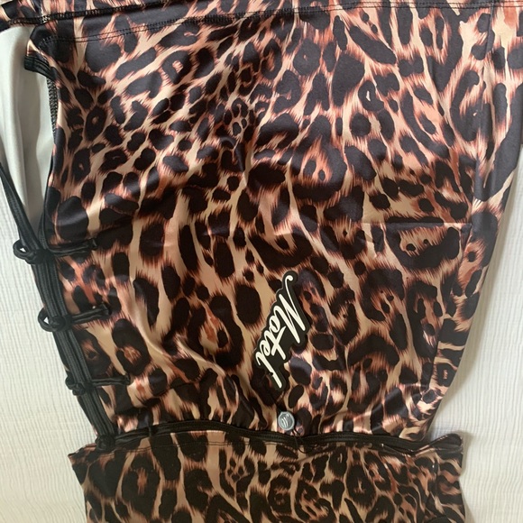 Motel Rocks - Leopard set! - Picture 5 of 8